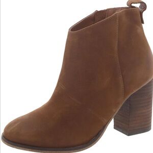 BP Lance Leather Block Heel Bootie In Brown Size 8